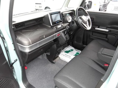 Suzuki Spacia Gear