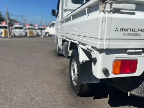 Mitsubishi Minicab Truck