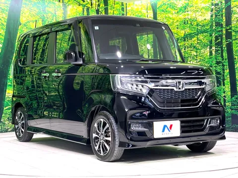 Honda N-BOX Custom