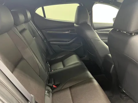 Mazda MAZDA3 Fastback