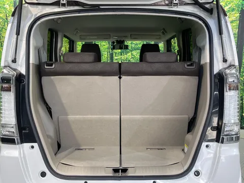 Honda N-BOX Slash