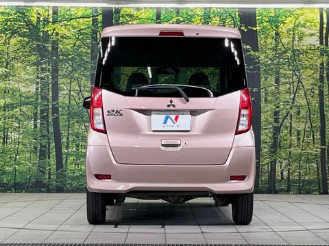 Mitsubishi eK Space