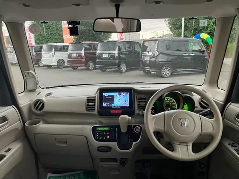 Honda N-BOX Plus