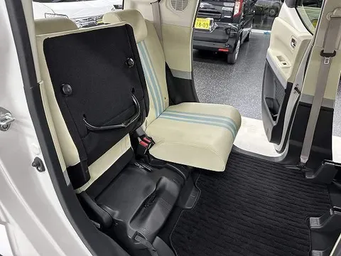 Honda N-BOX Slash