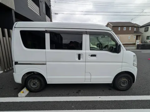 Nissan Clipper