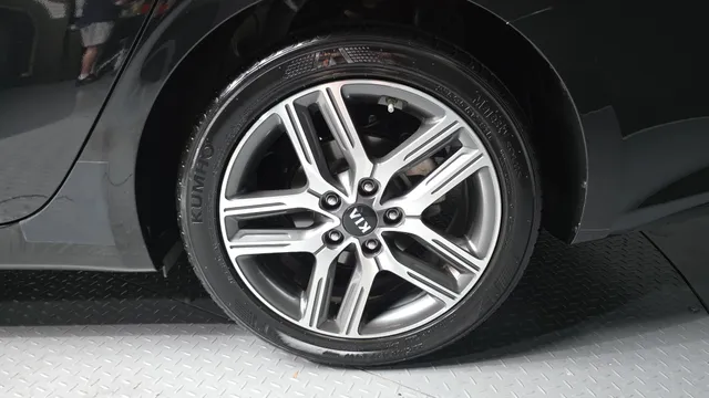 Kia Cerato (K3)