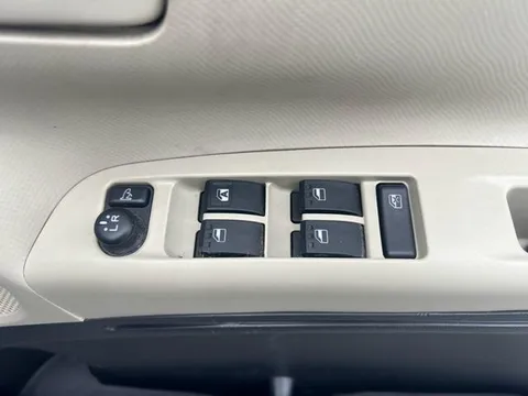 Subaru Lucra