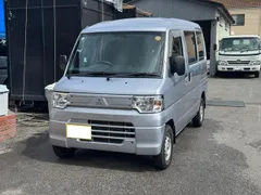 Mitsubishi Minicab Van