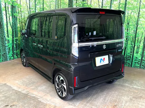Suzuki Spacia Custom