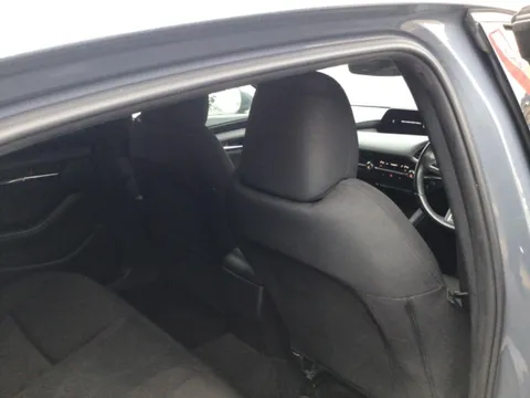 Mazda MAZDA3 Fastback