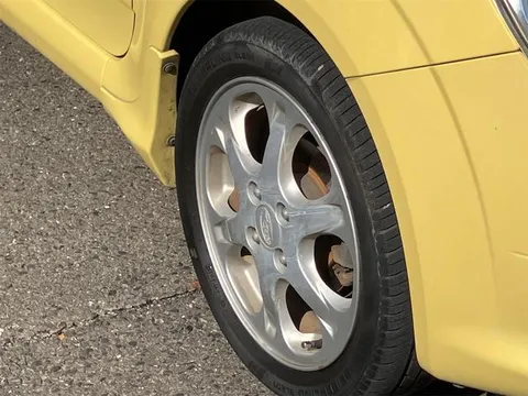 Subaru R1