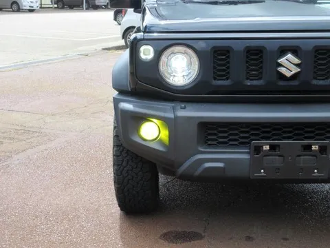 Suzuki Jimny Sierra