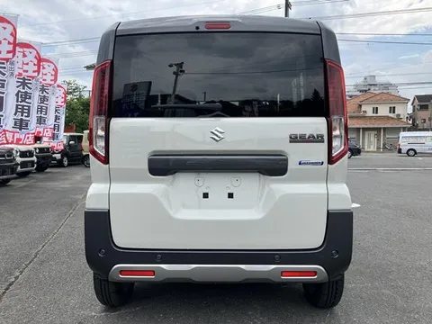Suzuki Spacia Gear