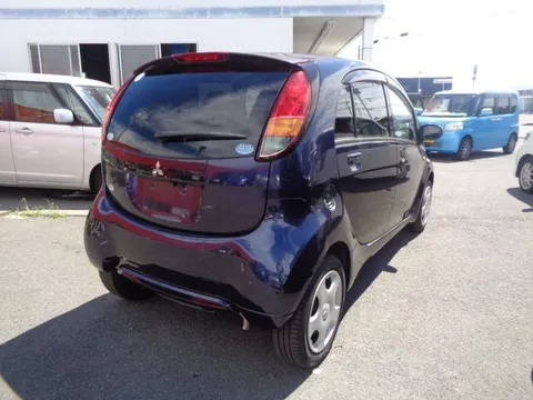 Mitsubishi I