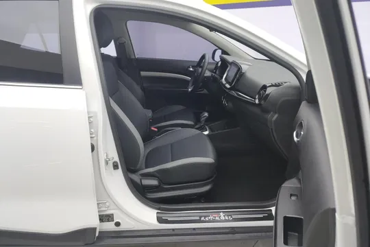 Kia KX1