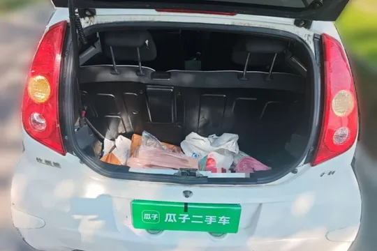 BYD F0