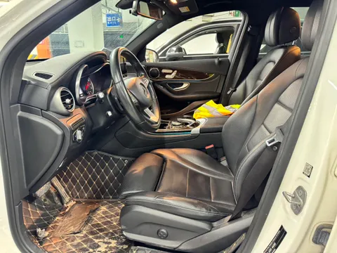 Mercedes-Benz Mercedes-Benz GLC