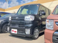 Toyota Pixis Mega