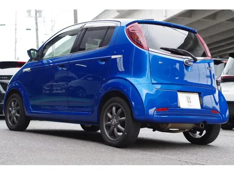 Subaru R2