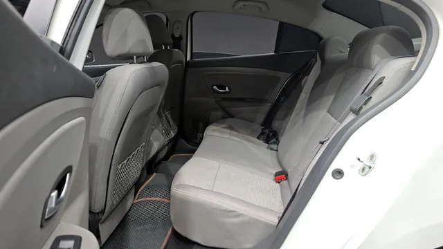 Renault SM3