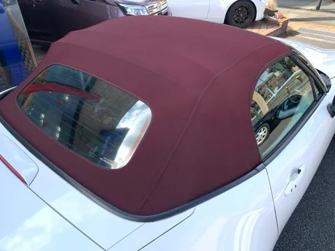 Mazda MX-5 (Roadster)