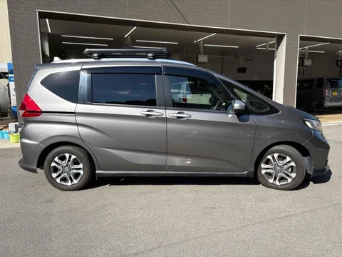 Honda Freed Plus