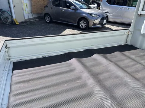 Suzuki Carry Track