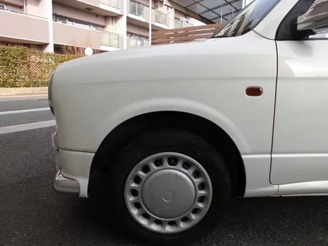 Daihatsu Mira Gino