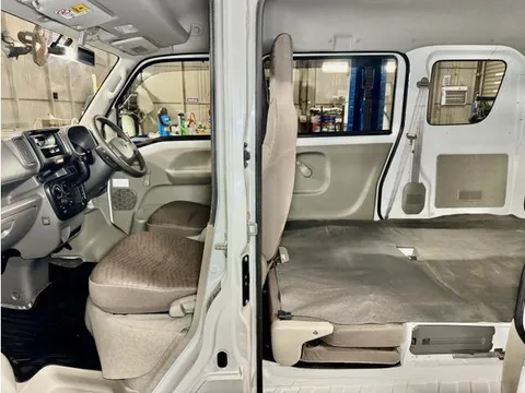 Nissan Clipper