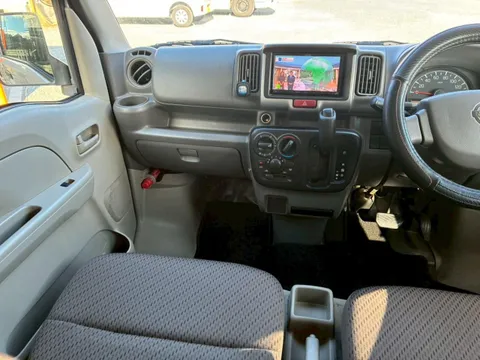 Nissan Clipper