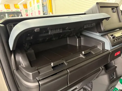 Suzuki Spacia Base