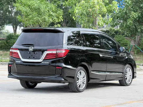 Honda Elysion