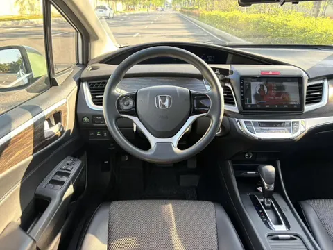 Honda Jade