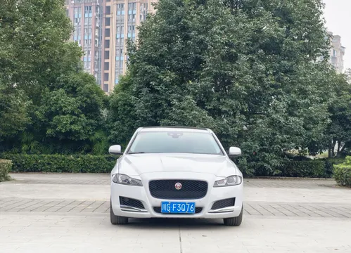 Jaguar XFL