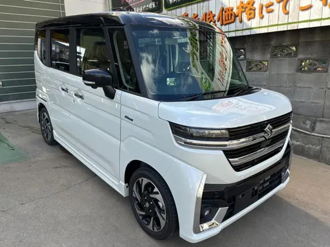 Suzuki Spacia Custom