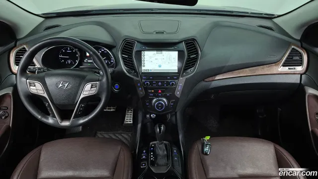 Hyundai Grand Santa Fe (Maxcruz)