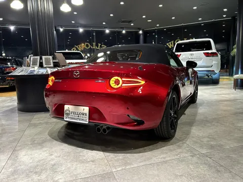 Mazda MX-5 (Roadster)