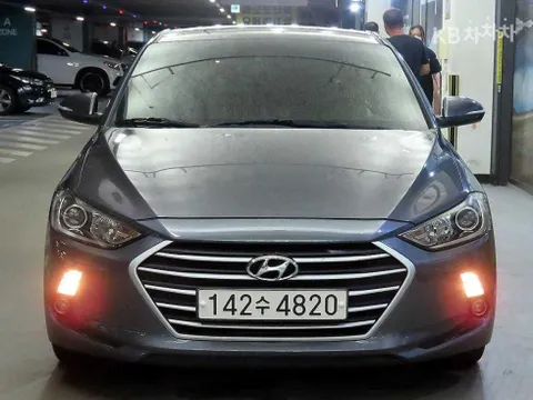 Hyundai Elantra (Avante)