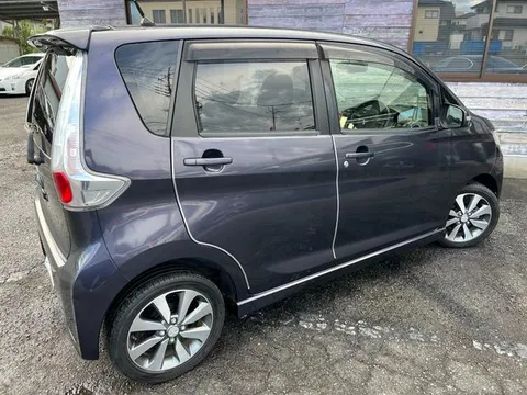 Mitsubishi eK Custom