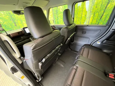 Suzuki Spacia Custom