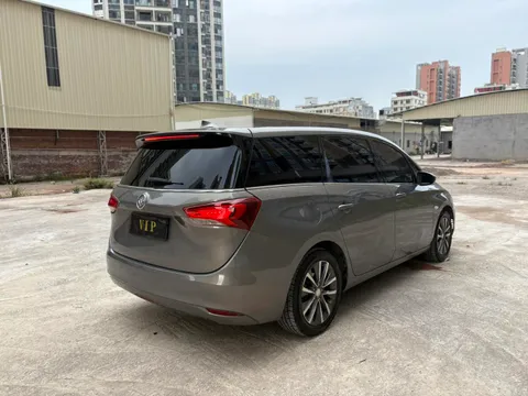 Buick GL6