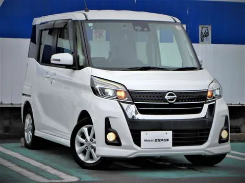 Nissan Dayz Roox
