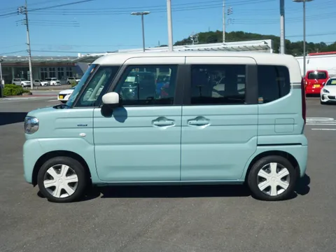 Suzuki Spacia