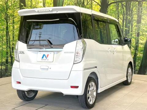 Mitsubishi eK Space Custom