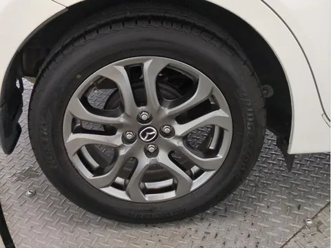 Mazda Mazda2 (Demio)