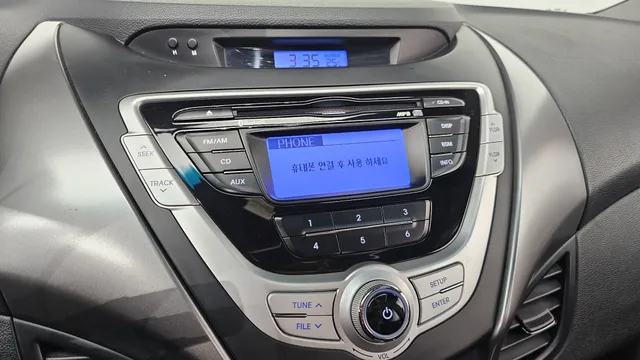 Hyundai Elantra (Avante)