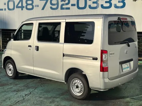 Toyota TownAce Van