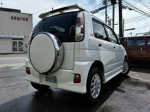 Daihatsu Terios Kid