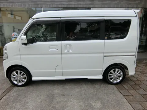 Nissan Clipper Rio