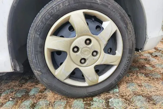 BYD F0